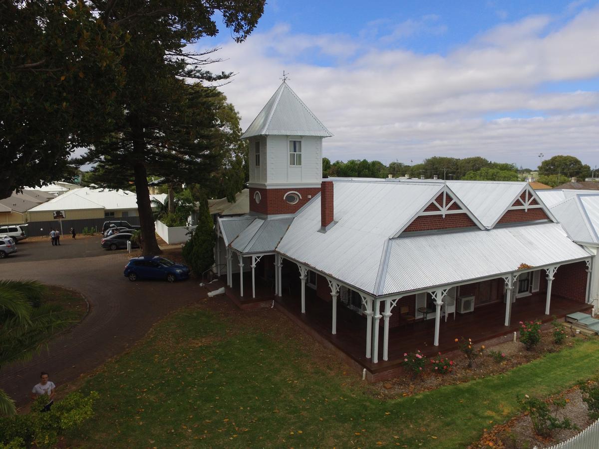 Ithaca 1896 Manor Hotell Busselton Exteriör bild
